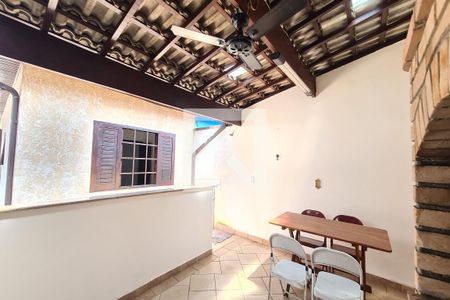 Casa para alugar com 232m², 3 quartos e 2 vagasChurrasqueira