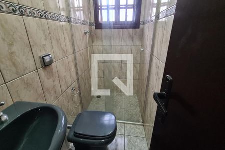 Casa para alugar com 232m², 3 quartos e 2 vagasBanheiro