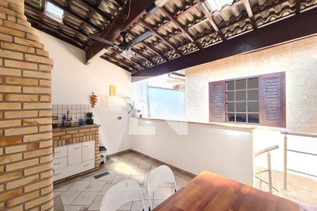 Casa para alugar com 232m², 3 quartos e 2 vagasChurrasqueira