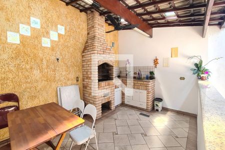 Casa para alugar com 232m², 3 quartos e 2 vagasChurrasqueira