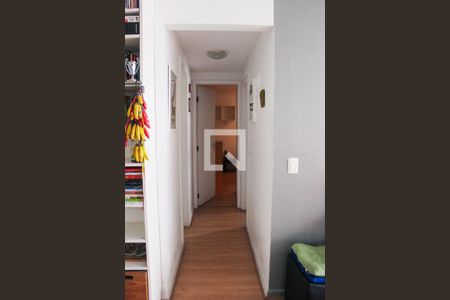 Apartamento para alugar com 95m², 2 quartos e 1 vaga Apartamento para alugar com 95m², 2 quartos e 1 vagaCorredor