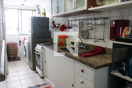 Apartamento para alugar com 95m², 2 quartos e 1 vaga Apartamento para alugar com 95m², 2 quartos e 1 vagaCozinha
