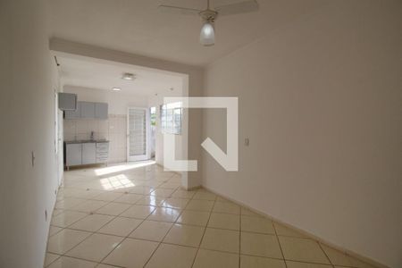Sala de casa para alugar com 2 quartos, 100m² em Vila Hortência, Sorocaba