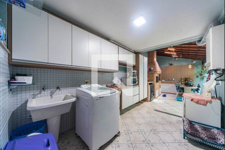 Casa à venda com 234m², 3 quartos e 4 vagasÁrea de Serviço