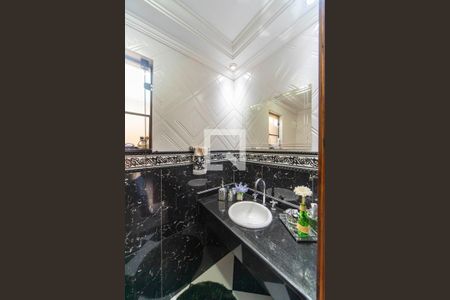 Casa à venda com 234m², 3 quartos e 4 vagasLavabo