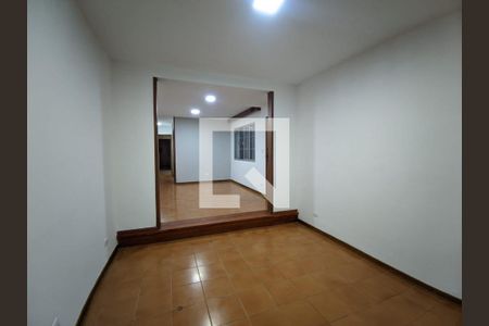 Casa à venda com 3 quartos, 120m² em Interlagos, São Paulo