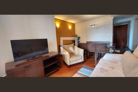 Sala de apartamento para alugar com 3 quartos, 110m² em Vila Assunção, Santo André
