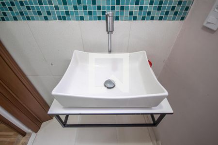 Banheiro da Suíte de casa para alugar com 1 quarto, 50m² em Veloso, Osasco