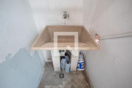 Casa para alugar com 50m², 1 quarto e 1 vaga Casa para alugar com 50m², 1 quarto e 1 vagaÁrea de Serviço