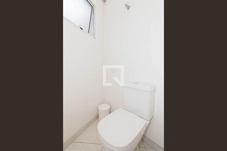 Casa à venda com 300m², 3 quartos e 4 vagasBanheiro de Serviço