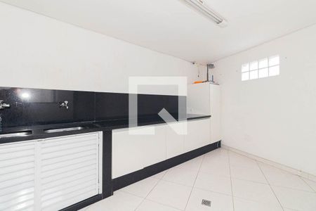 Casa à venda com 300m², 3 quartos e 4 vagasÁrea de Serviço