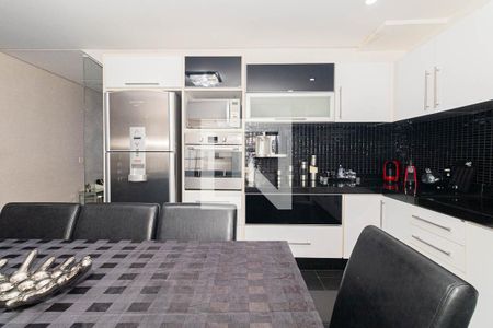 Casa à venda com 300m², 3 quartos e 4 vagasCozinha