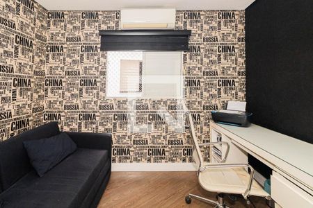 Casa à venda com 300m², 3 quartos e 4 vagasSuíte 2