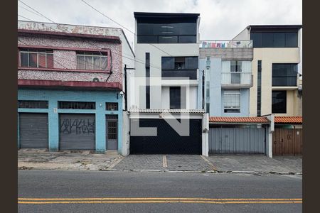 Casa à venda com 300m², 3 quartos e 4 vagasFachada