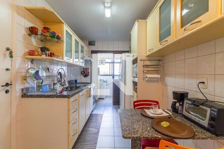 Apartamento à venda com 92m², 2 quartos e 2 vagasCozinha