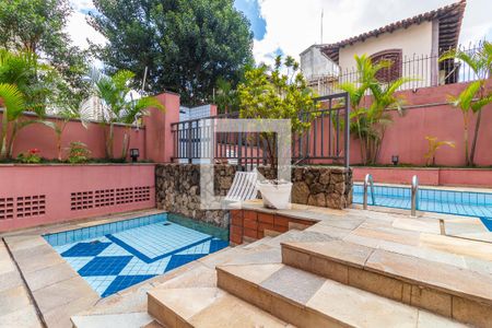 Apartamento à venda com 92m², 2 quartos e 2 vagasÁrea comum - Piscina