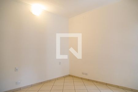 Casa para alugar com 150m², 3 quartos e 1 vaga Casa para alugar com 150m², 3 quartos e 1 vagaSuíte