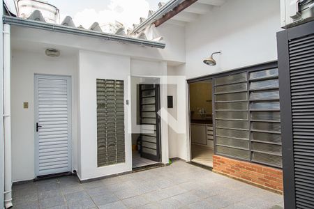 Casa para alugar com 150m², 3 quartos e 1 vaga Casa para alugar com 150m², 3 quartos e 1 vagaQuintal