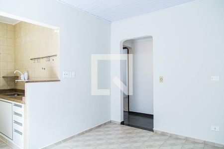 Casa para alugar com 150m², 3 quartos e 1 vaga Casa para alugar com 150m², 3 quartos e 1 vagaSala de Almoço