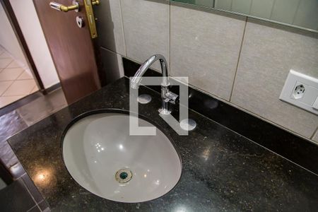 Casa para alugar com 150m², 3 quartos e 1 vaga Casa para alugar com 150m², 3 quartos e 1 vagaBanheiro Social - Pia