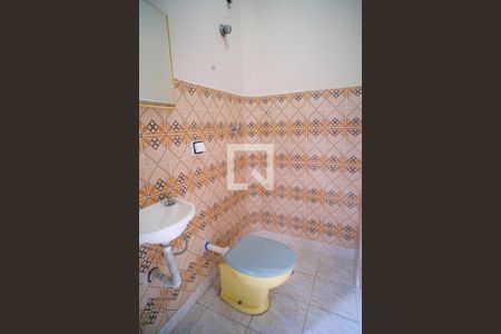 Casa à venda com 155m², 4 quartos e 2 vagasBanheiro de serviço