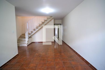 Sala de casa à venda com 4 quartos, 155m² em Sumaré, São Paulo