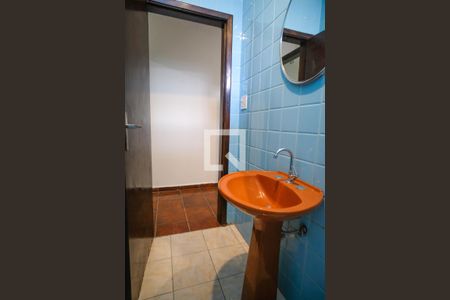 Casa à venda com 155m², 4 quartos e 2 vagasLavabo