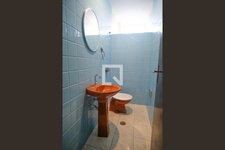 Casa à venda com 155m², 4 quartos e 2 vagasLavabo