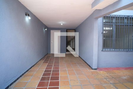 Casa à venda com 155m², 4 quartos e 2 vagasGaragem