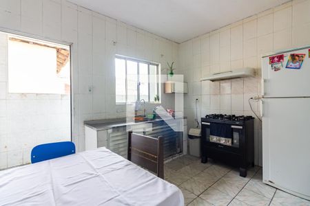 Casa à venda com 150m², 3 quartos e 3 vagasCozinha 