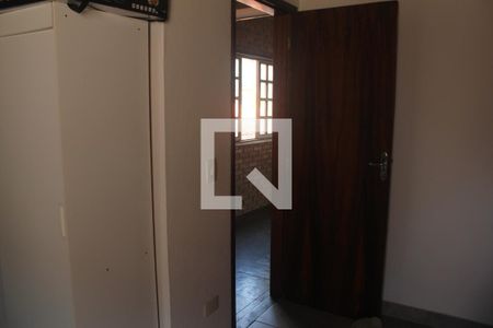 Casa à venda com 152m², 4 quartos e 2 vagasSuíte 3