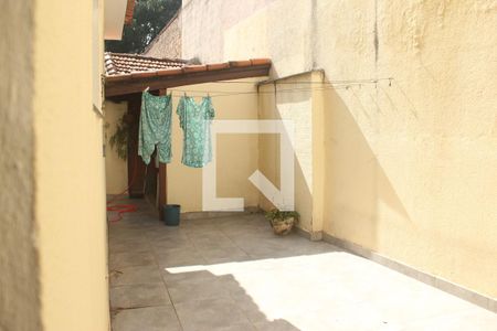 Casa à venda com 152m², 4 quartos e 2 vagasQuintal/Jardim