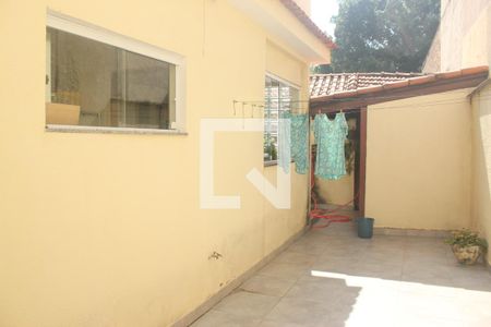 Casa à venda com 152m², 4 quartos e 2 vagasQuintal/Jardim
