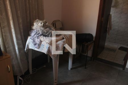 Casa à venda com 152m², 4 quartos e 2 vagasSuíte 3