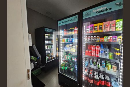 Studio à venda com 33m², 1 quarto e sem vaga Studio à venda com 33m², 1 quarto e sem vagaMercadinho