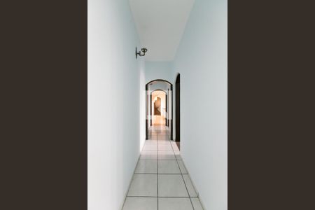 Corredor de casa para alugar com 3 quartos, 210m² em Vila Brasil, São Paulo