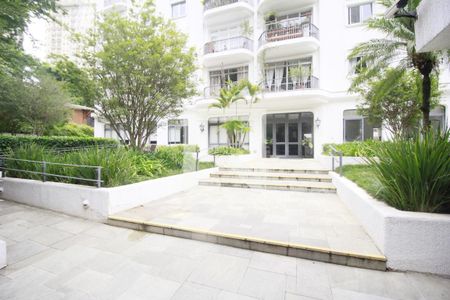 Apartamento para alugar com 155m², 4 quartos e 2 vagasEntrada