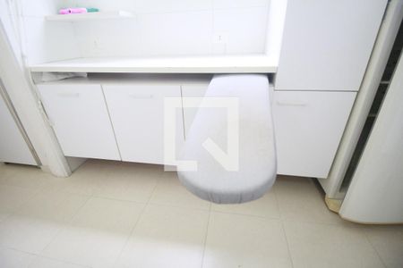 Apartamento para alugar com 155m², 4 quartos e 2 vagasLavanderia