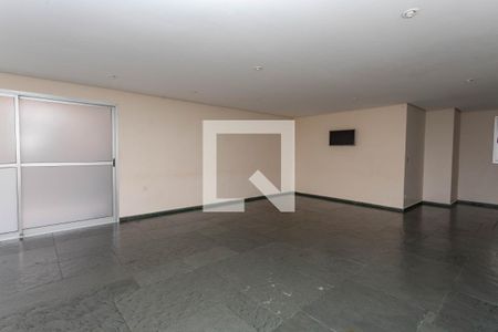 Apartamento à venda com 65m², 2 quartos e 1 vaga Apartamento à venda com 65m², 2 quartos e 1 vagaÁrea comum - Salão de festas