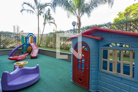 Apartamento à venda com 65m², 2 quartos e 1 vaga Apartamento à venda com 65m², 2 quartos e 1 vagaÁrea comum - Playground