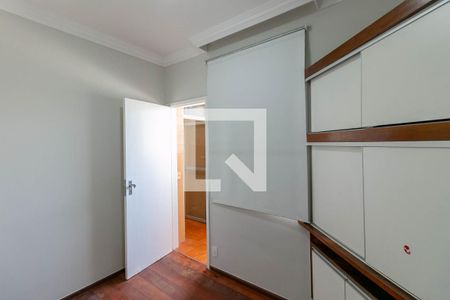 Quarto 1 de apartamento para alugar com 3 quartos, 90m² em Grajaú, Belo Horizonte