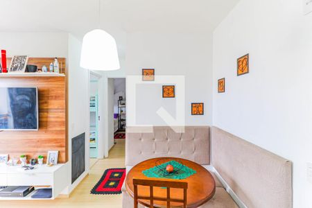 Sala de apartamento para alugar com 2 quartos, 44m² em Santo Amaro, São Paulo