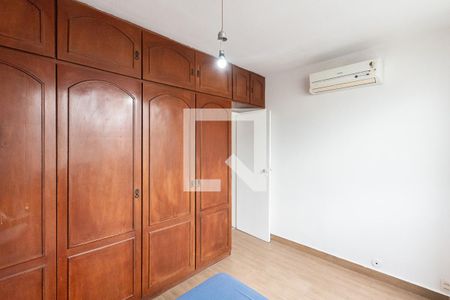Quarto 1 de apartamento à venda com 2 quartos, 67m² em Tijuca, Rio de Janeiro