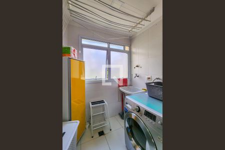 Apartamento à venda com 78m², 3 quartos e 2 vagas Apartamento à venda com 78m², 3 quartos e 2 vagasÁrea de Serviço