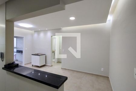 Sala de apartamento para alugar com 2 quartos, 67m² em Vila Caiçara, Praia Grande