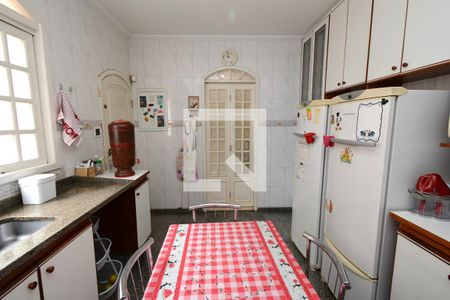Casa à venda com 500m², 4 quartos e 3 vagasCozinha