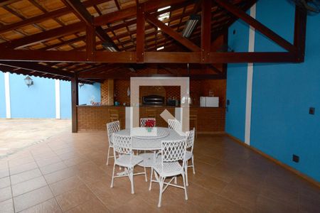 Casa à venda com 500m², 4 quartos e 3 vagasÁrea comum - Salão de festas