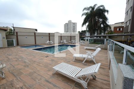 Apartamento para alugar com 64m², 3 quartos e 1 vagaÁrea comum - Piscina