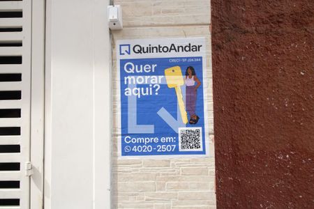 Casa à venda com 150m², 4 quartos e 2 vagas Casa à venda com 150m², 4 quartos e 2 vagasPlaquinha
