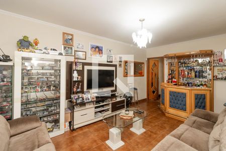 Sala de casa à venda com 4 quartos, 150m² em Vila Nhocuné, São Paulo